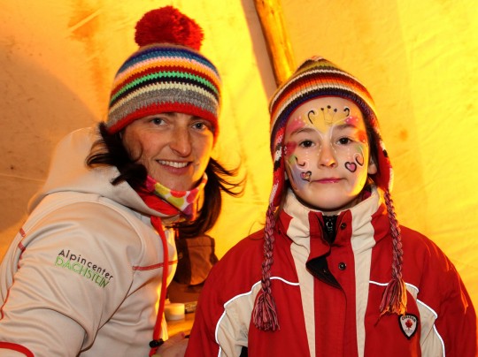 Face painting with Bettina
